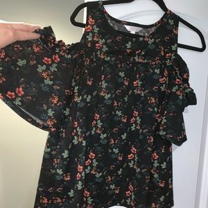 Sz L black with floral design womens shirt